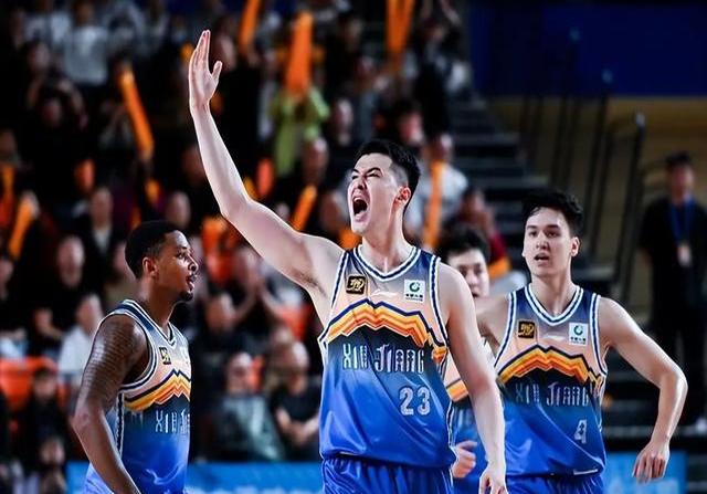 辽宁飞豹队在比赛中展现最佳状态，成功取胜