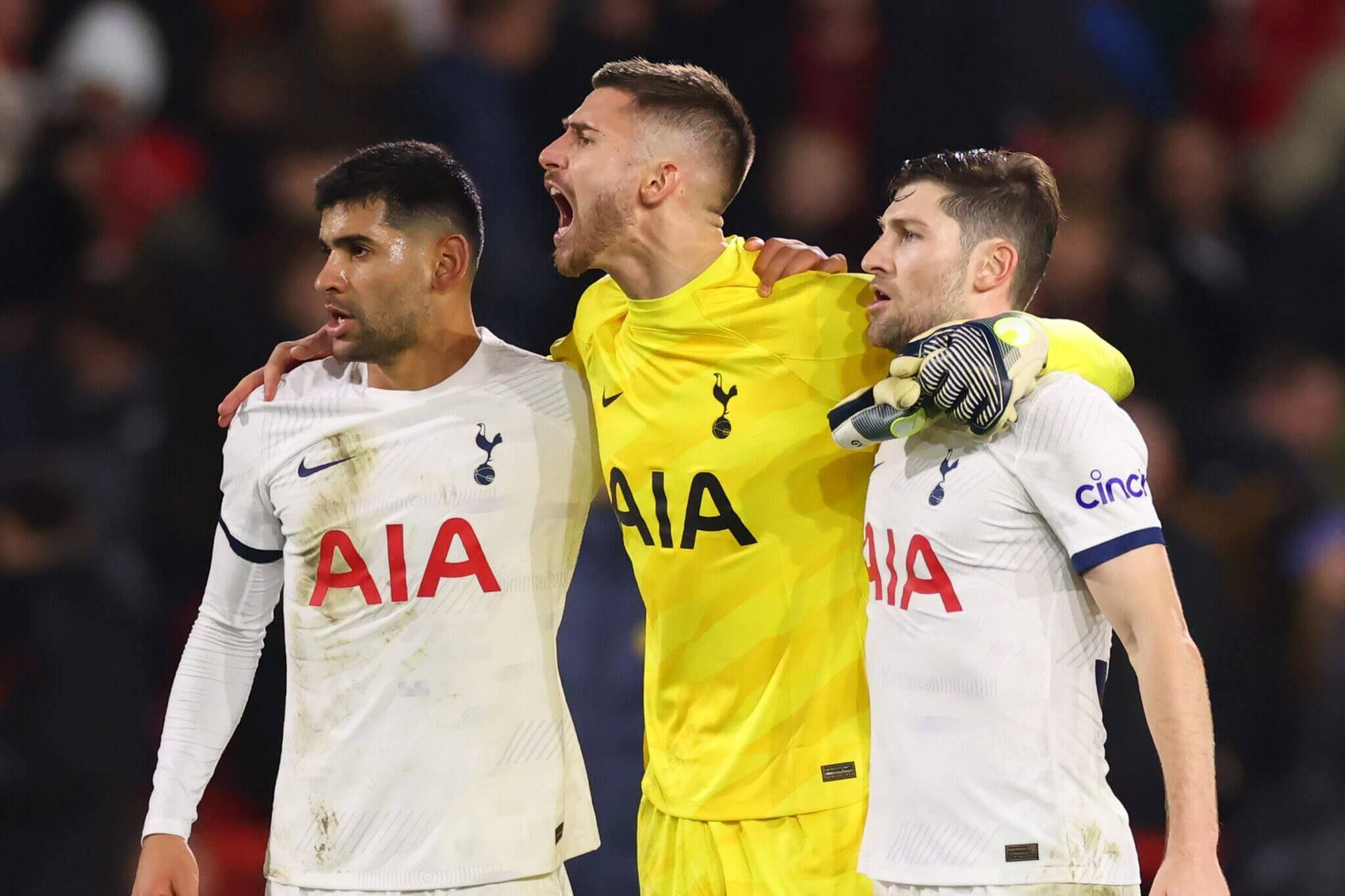 热刺全队攻防协作默契，成功摆脱危机取胜的简单介绍