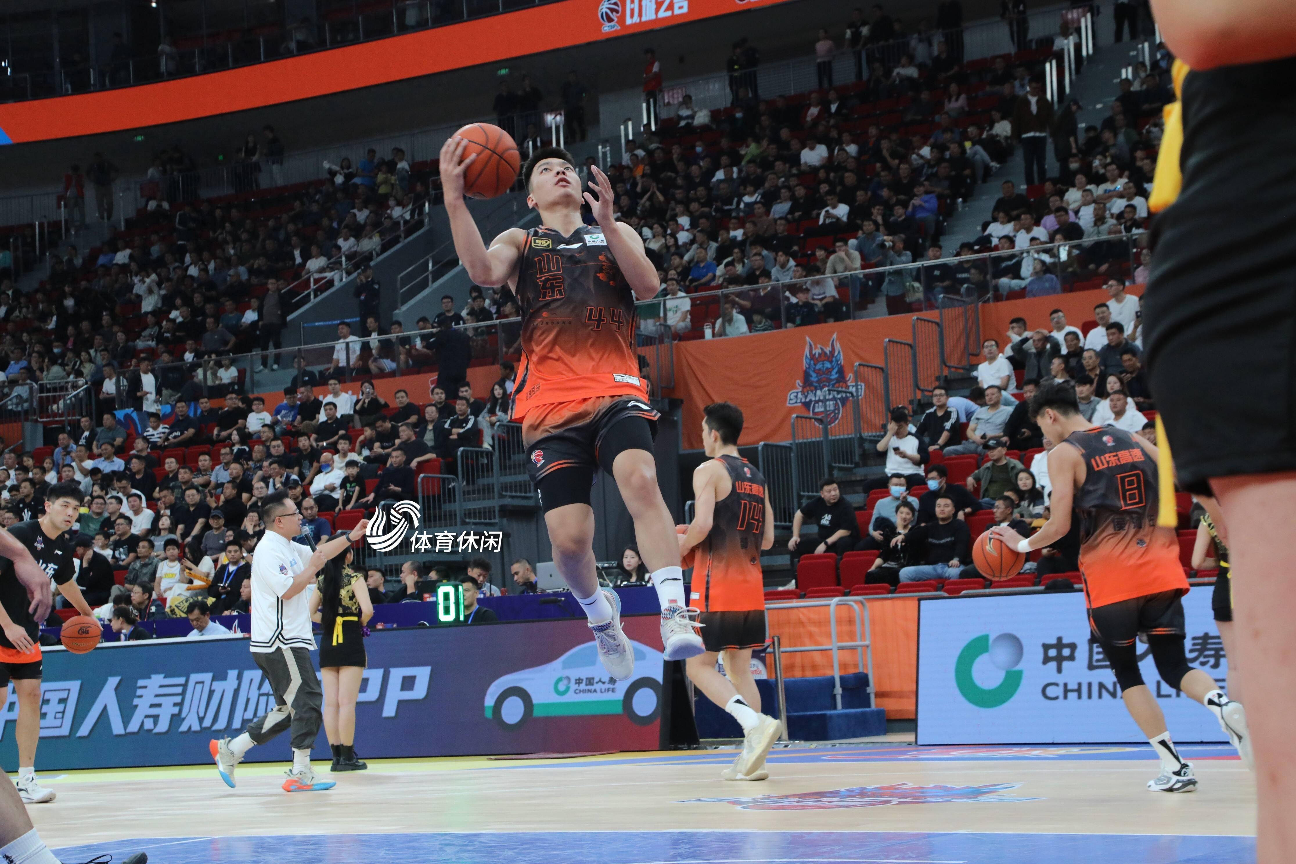 福建队力克广东，收获赛季关键胜利