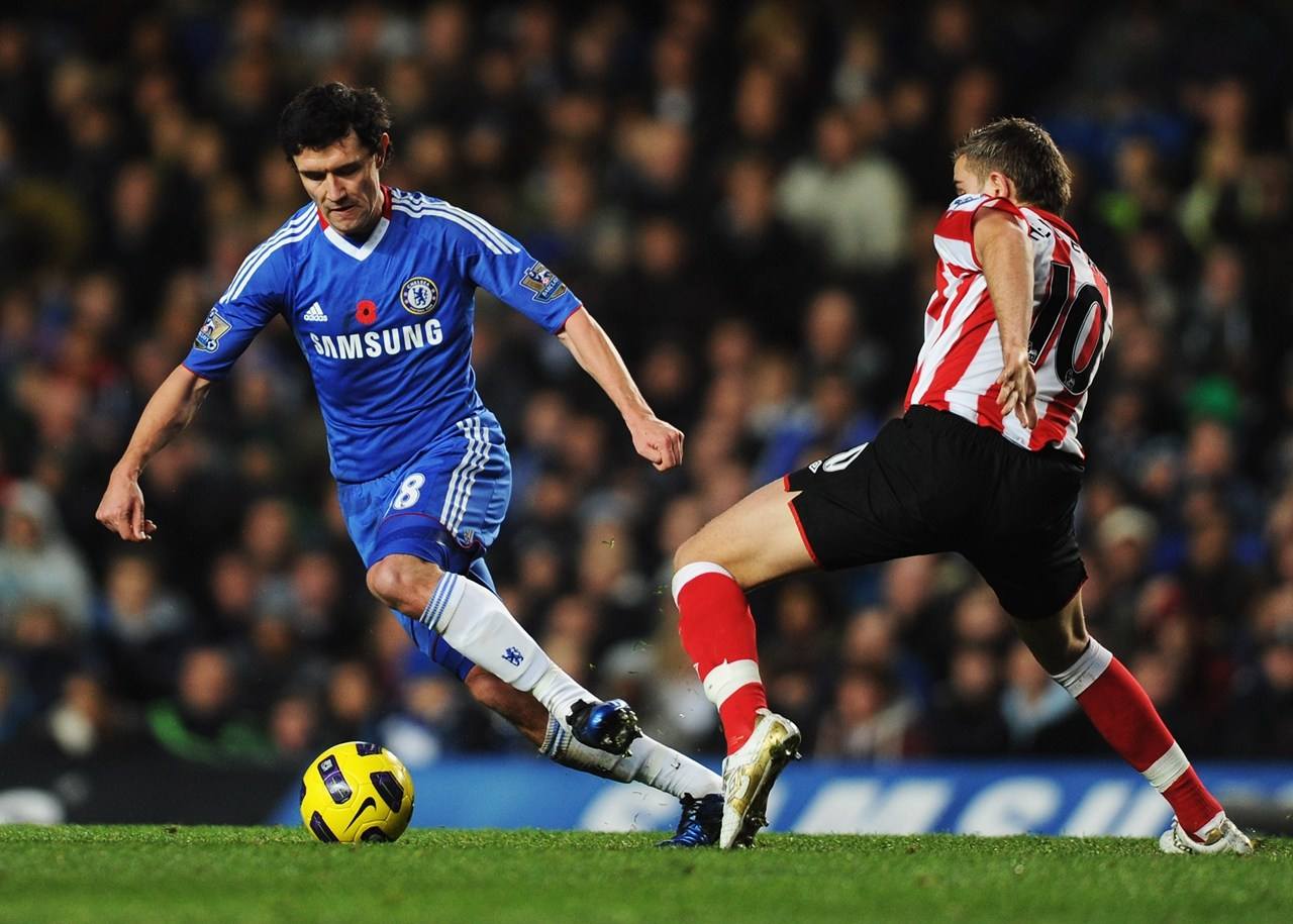 九游APP-贝勒夫尔不敌多特蒙德，遭遇连败