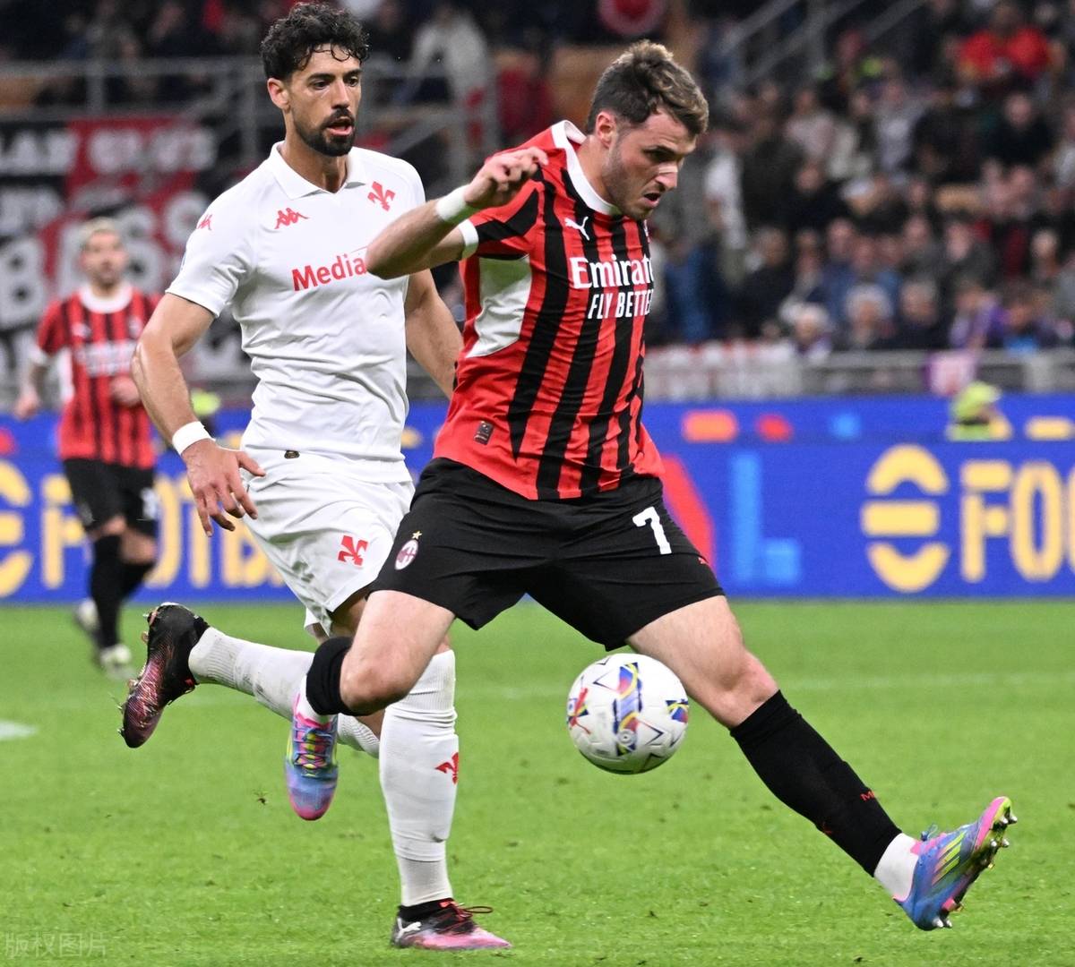 九游中国-AC米兰VS佛罗伦萨意式豪强对暗黑马的挑战的简单介绍