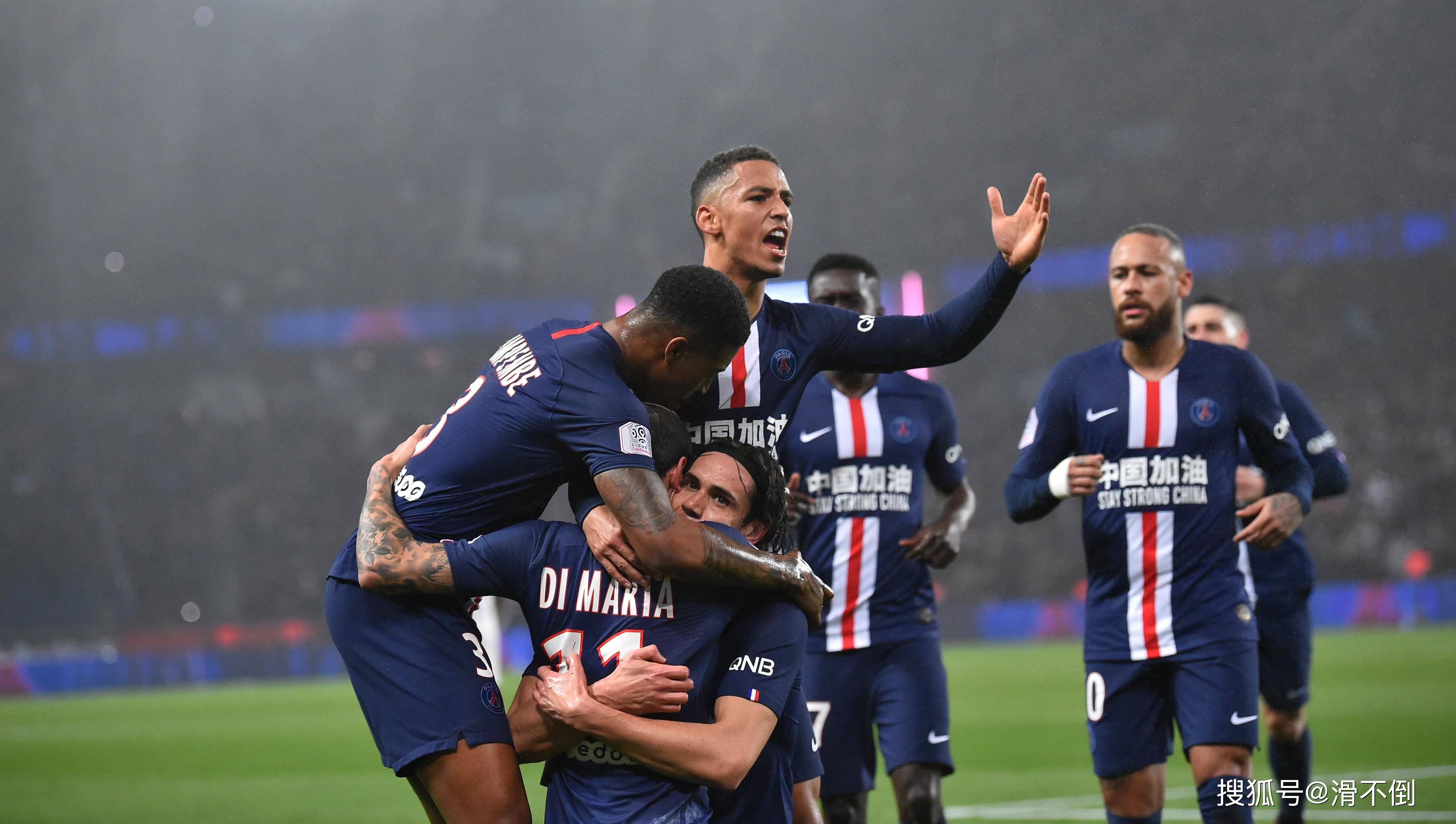 关于巴萨主场不敌利物浦，欧冠之路前景蒙阴霾的信息