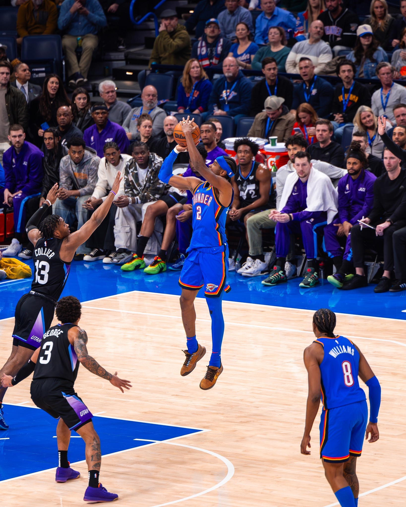 包含爵士力克魔术，西部排名再次攀升的词条