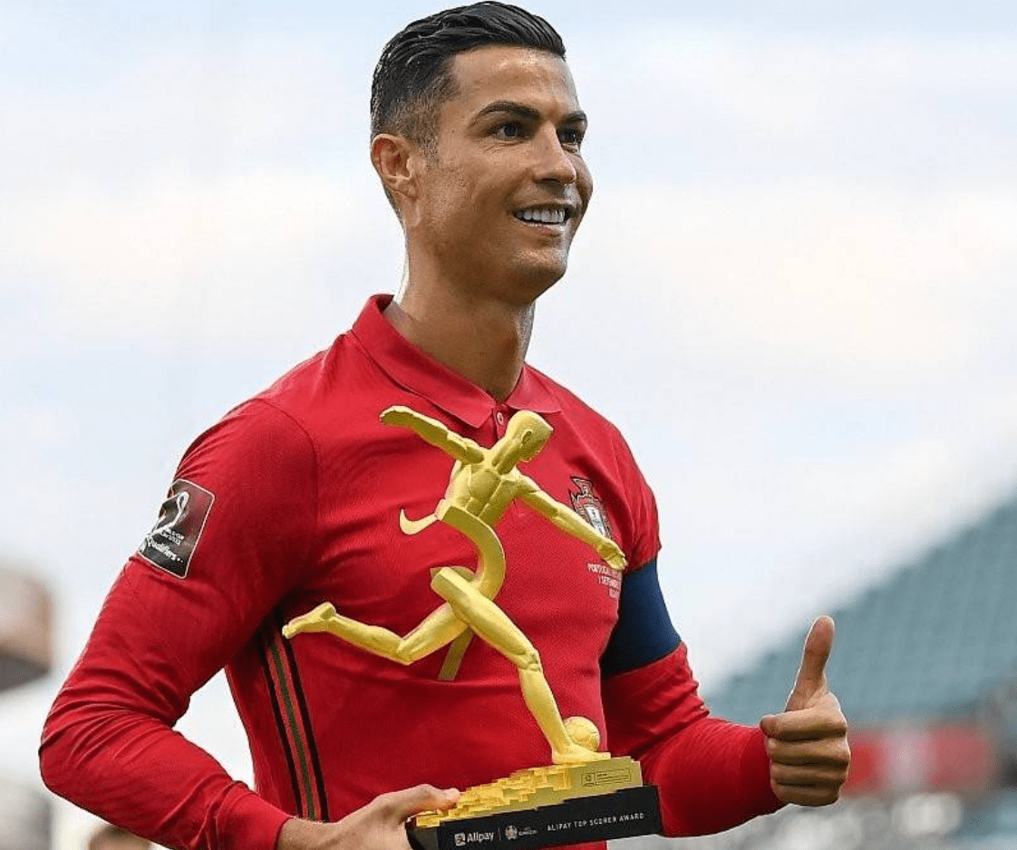 奥地利金靴破门，带领球队扳平比分