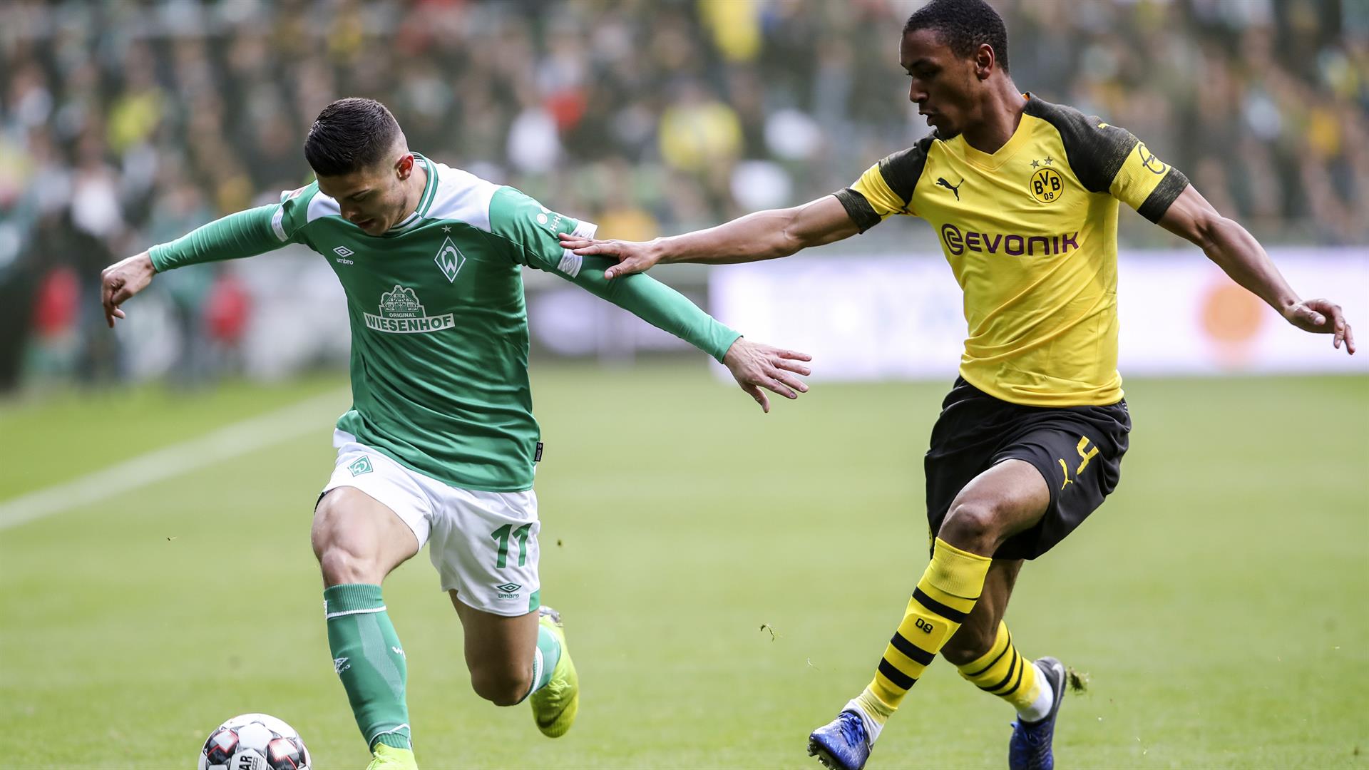 关于不来梅绿白战平对手，保持主场不败记录的信息