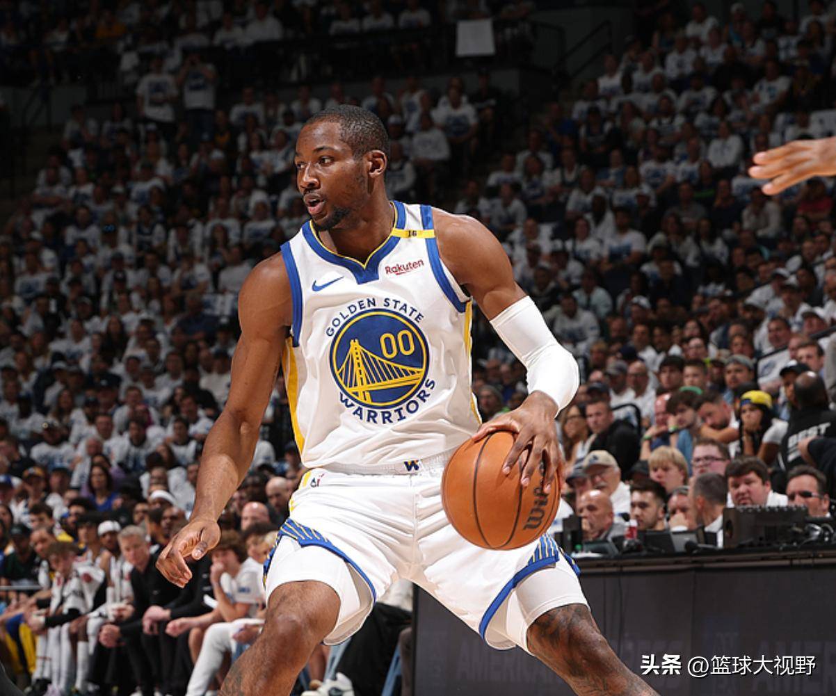 实力球员秀出完美表现，场上势如破竹敌手难敌的简单介绍