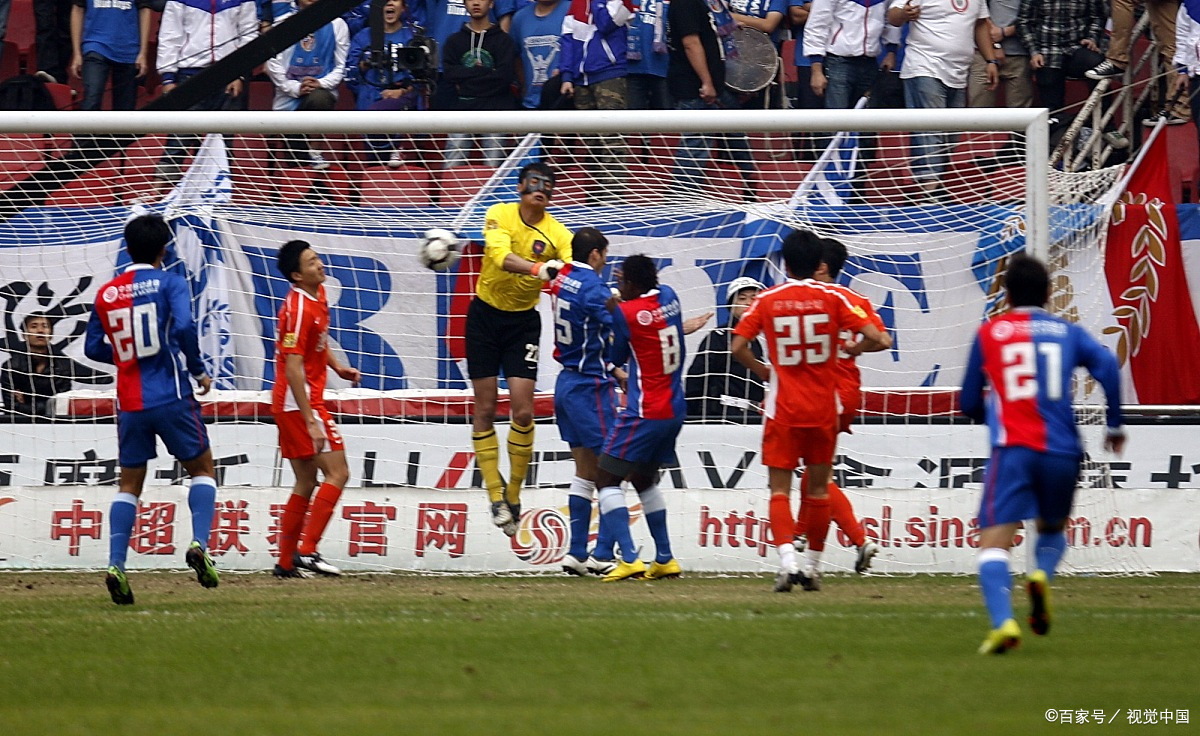 沃特福德主场逼平阿斯顿维拉，势头平稳双方