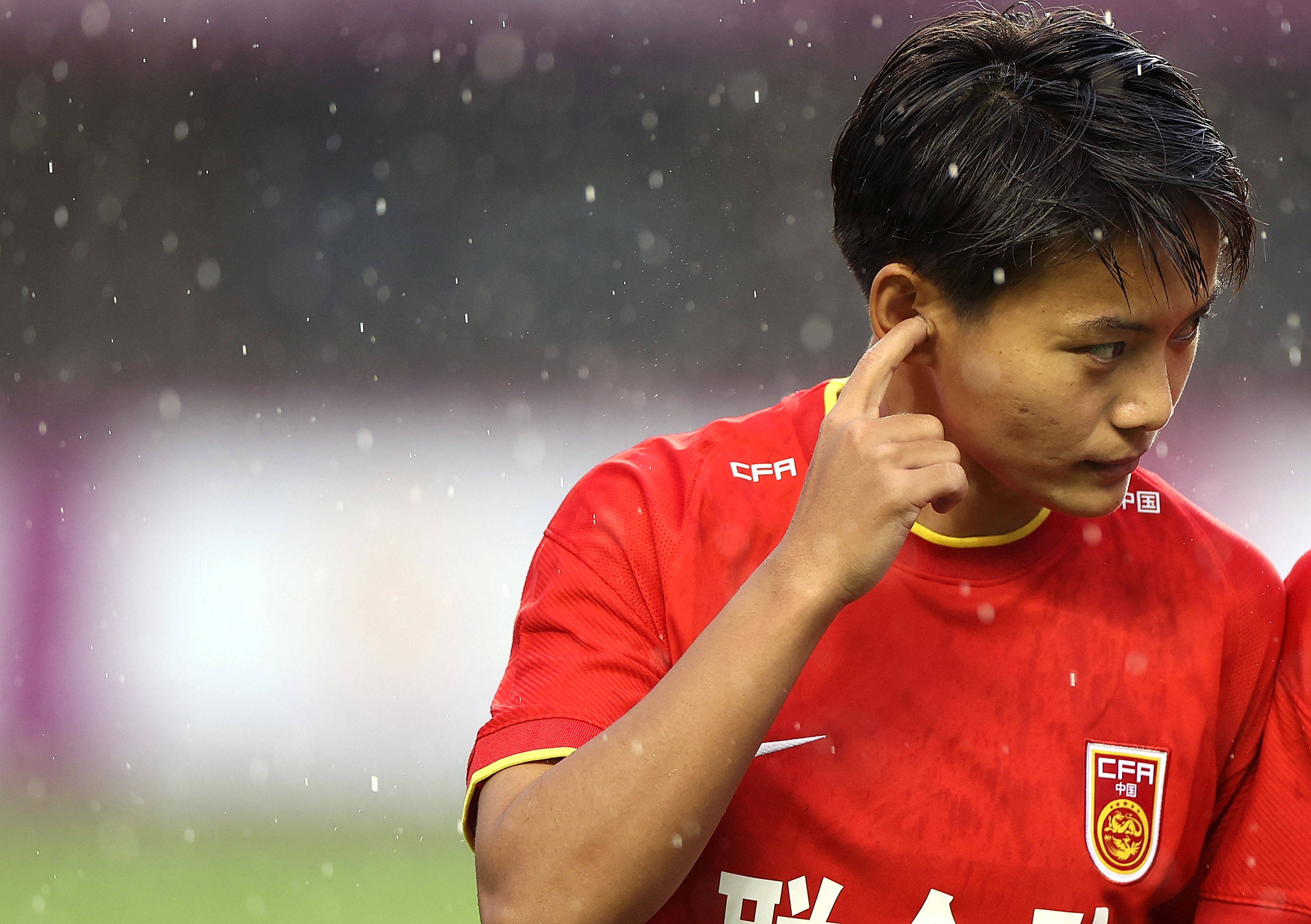 洛阳飞龙慌胜，逆转胜利打破对手势头