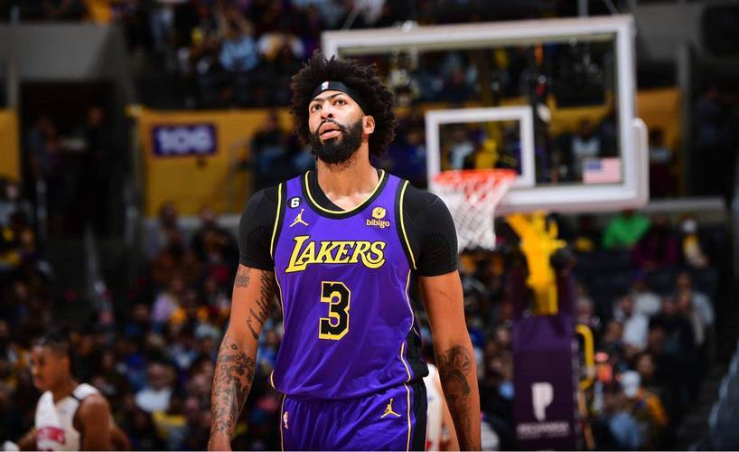 鹈鹕队外线射手状态回暖，球队得分攀升的简单介绍