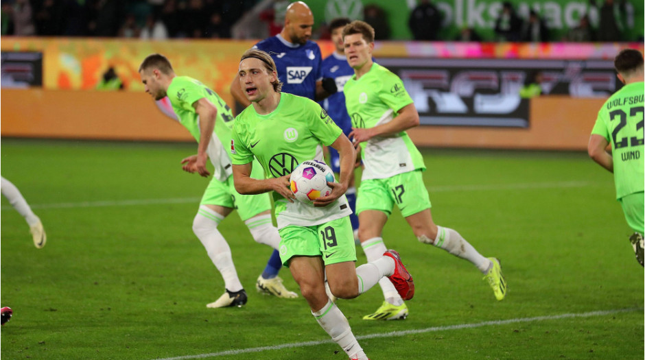 沃尔夫斯堡主场击败对手，积分榜上升的简单介绍