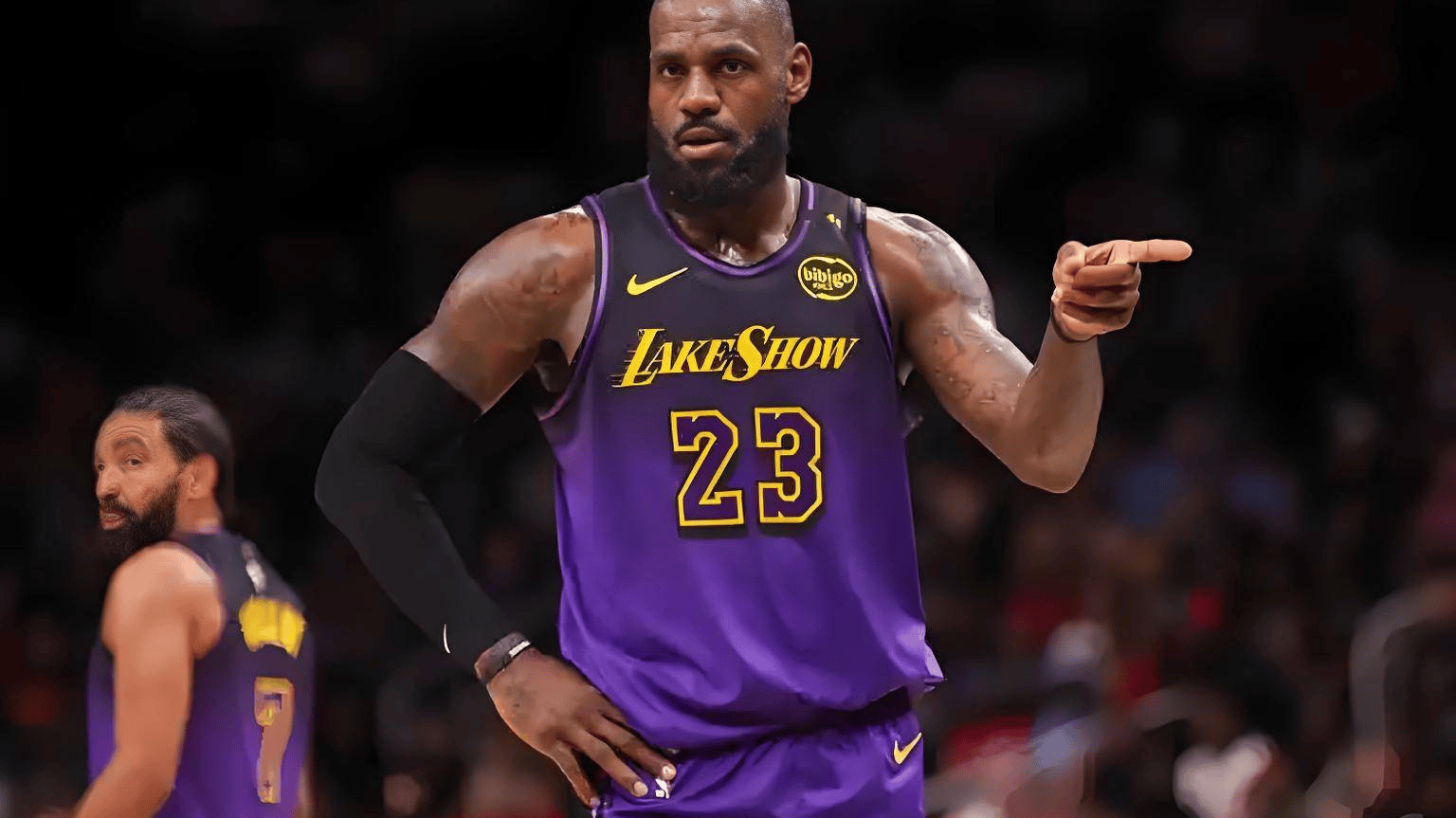 勒布朗詹姆斯再次领军，队伍士气昂扬欲打破记录的简单介绍