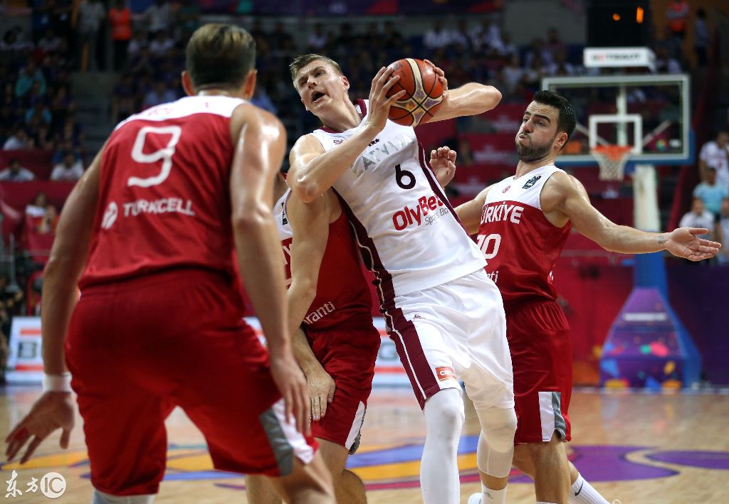 九游体育-土耳其男篮全线崩溃，惨遭西班牙逆转遗憾出局