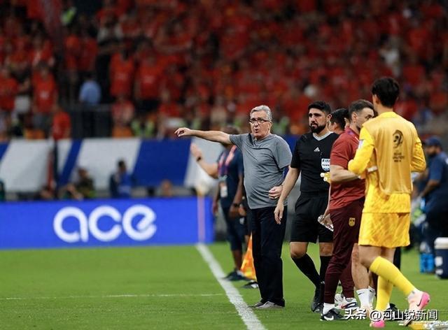 足球狂热！亚洲赛场上演激烈对抗的简单介绍