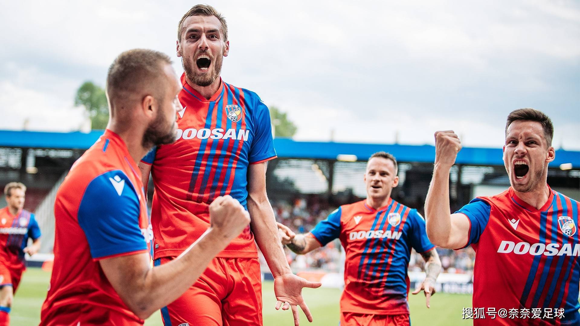 九游体育平台-阿尔伯蒂尼联合主场大胜，晋级附加赛的位置之靠前