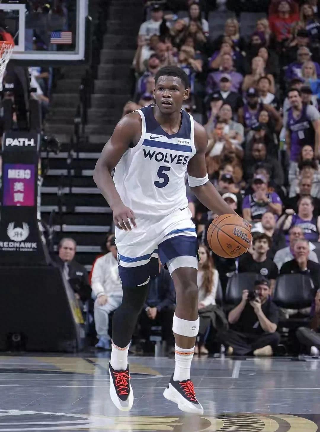 惊艳回归！曾伤愈的球员再度迸发出色表现