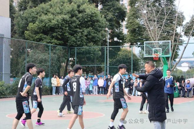 球员逐梦篮球场,风云再起势必掀起波澜的简单介绍 球员逐梦篮球场,风云再起势必掀起波澜的简单介绍