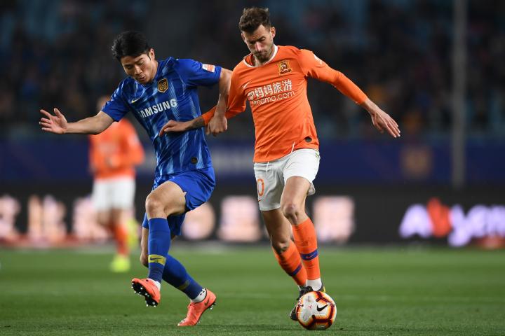 九游娱乐网站-尼日利亚队遇险晋级，球迷齐声为其呐喊