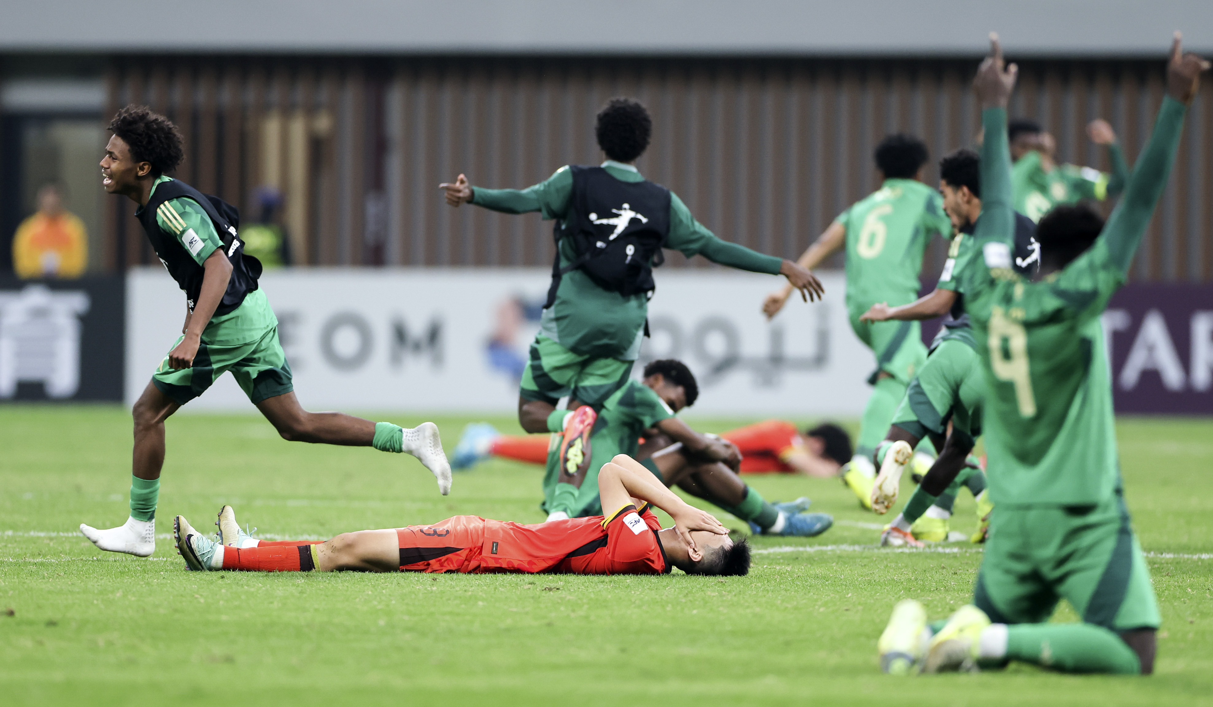 九游官网-亚洲球员在国际比赛中迎来突破