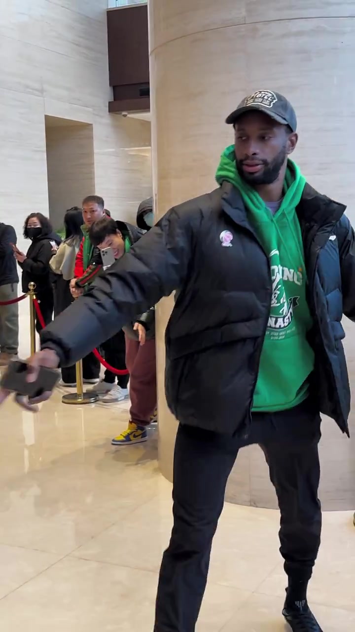 九游娱乐app下载-小外援因伤无缘比赛引发关注