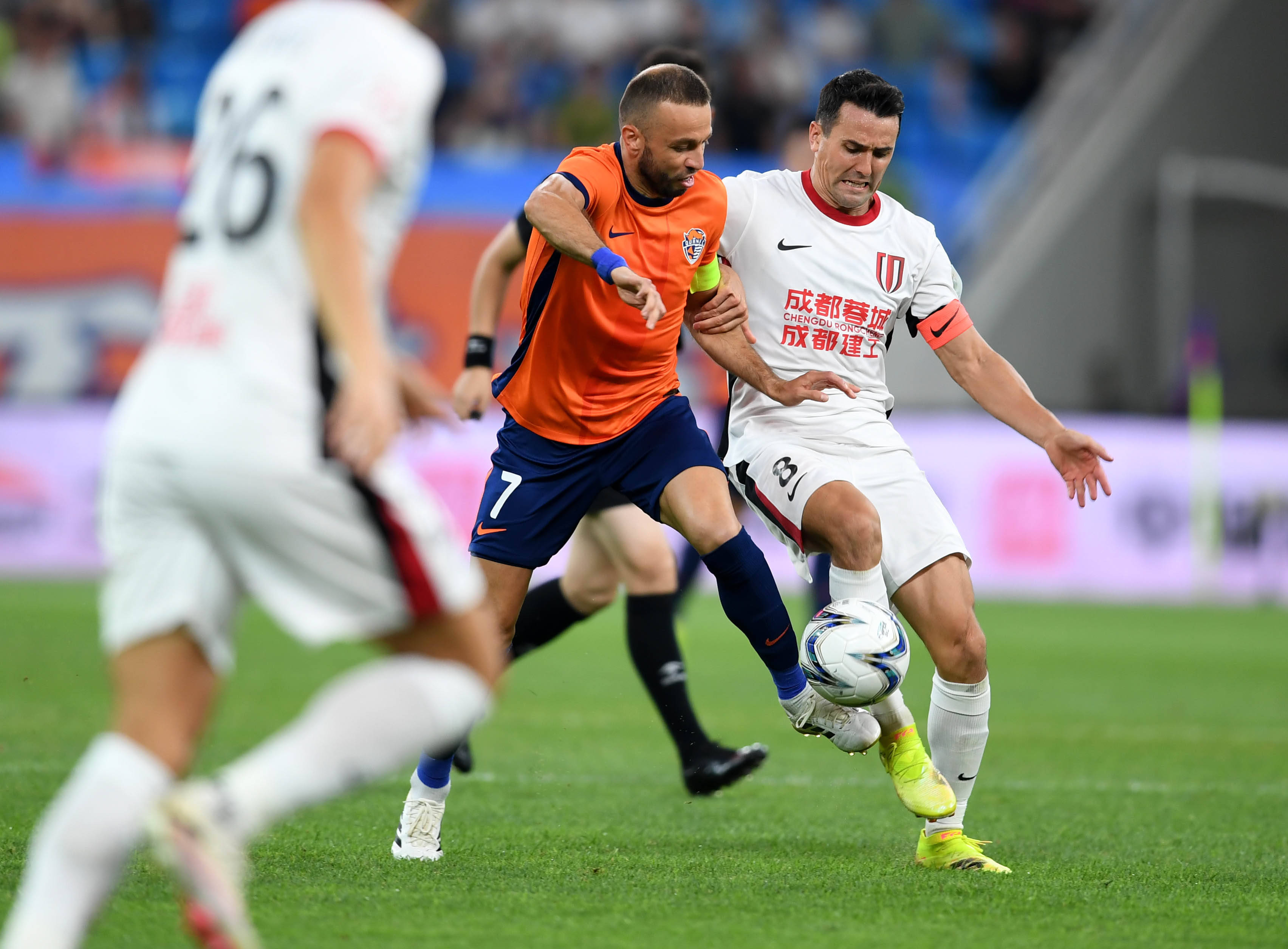 TL绝杀PSG，Knight开启传奇时刻激烈交锋成都决赛之夜，锁定晋级资格