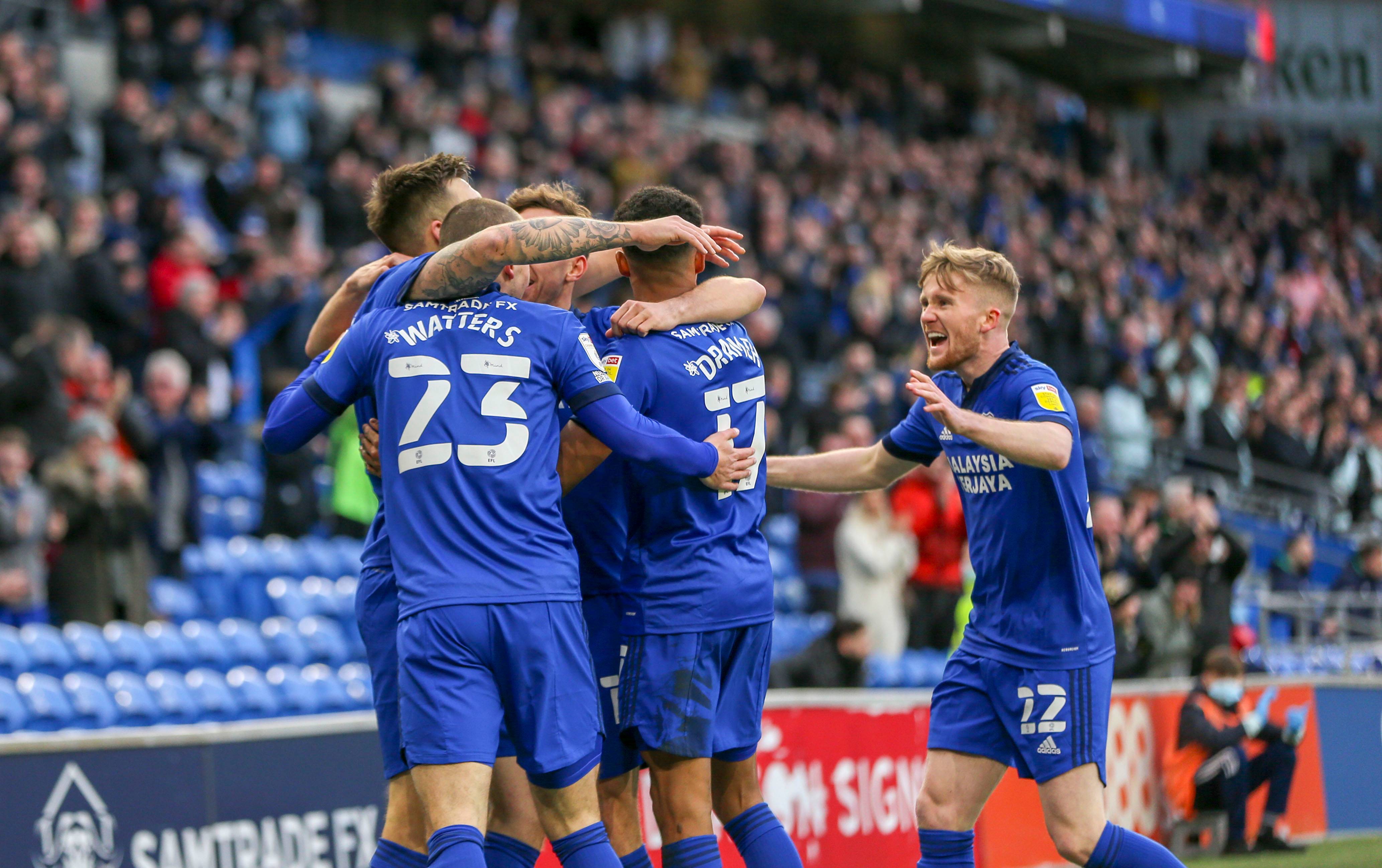 九游体育直播-卡迪夫城队员集体支持球队保级战