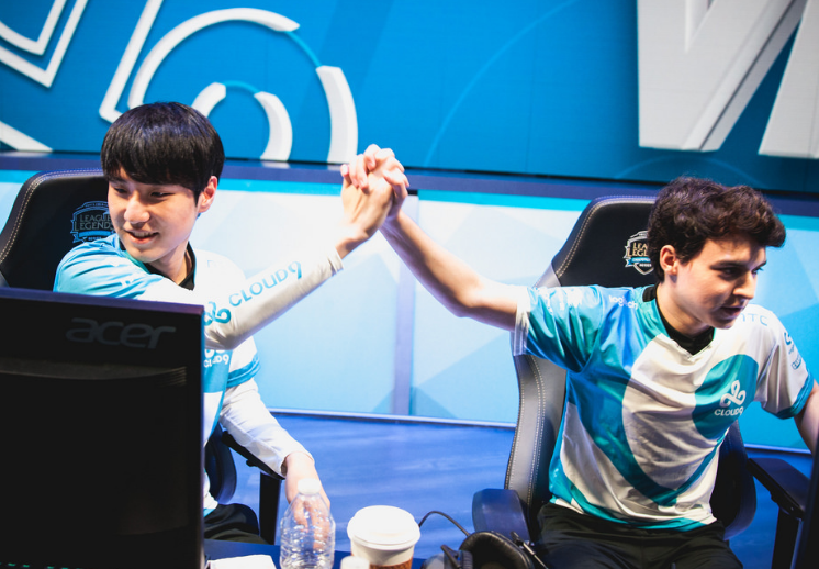 C9险胜TSM，Jankos极限生还后反打鏖战多局半决赛，引爆全场热议的简单介绍