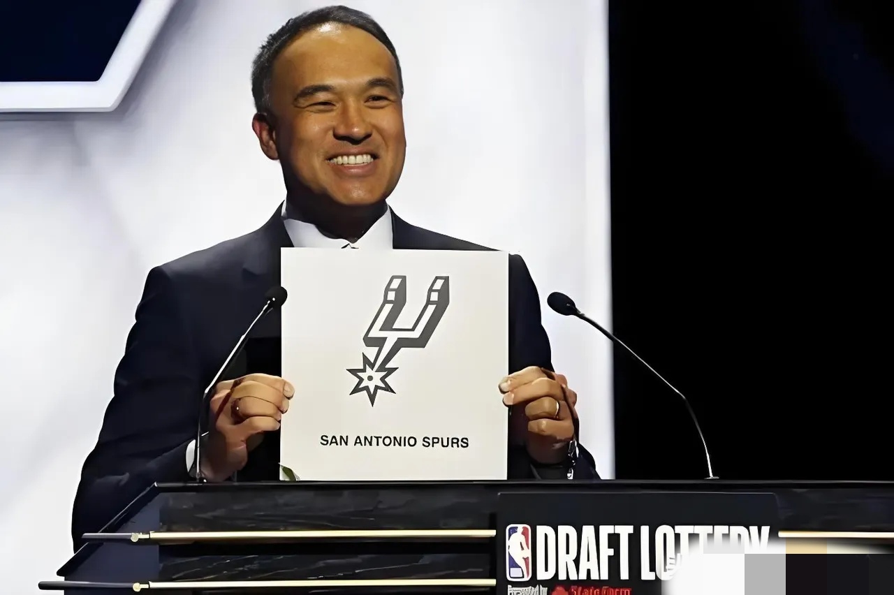 马刺队球员交易传闻不绝