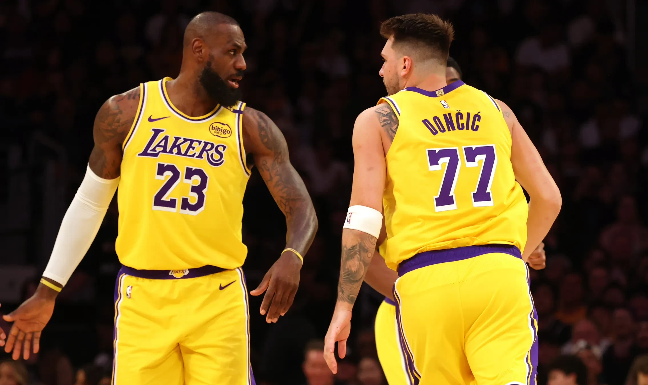 76人队完胜湖人,险胜对手 76人队完胜湖人,险胜对手