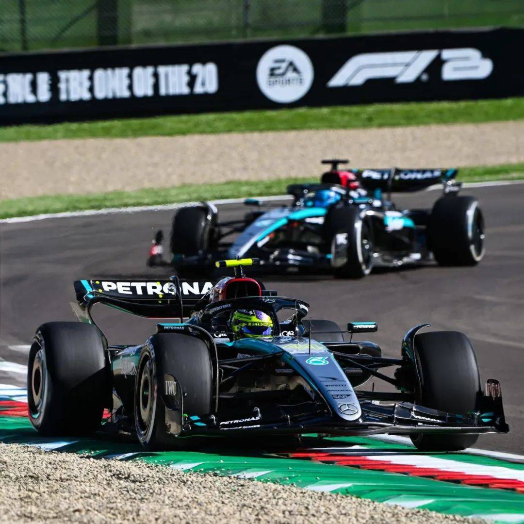 迈凯伦绝杀哈斯车队，维斯塔潘扛起全队的简单介绍