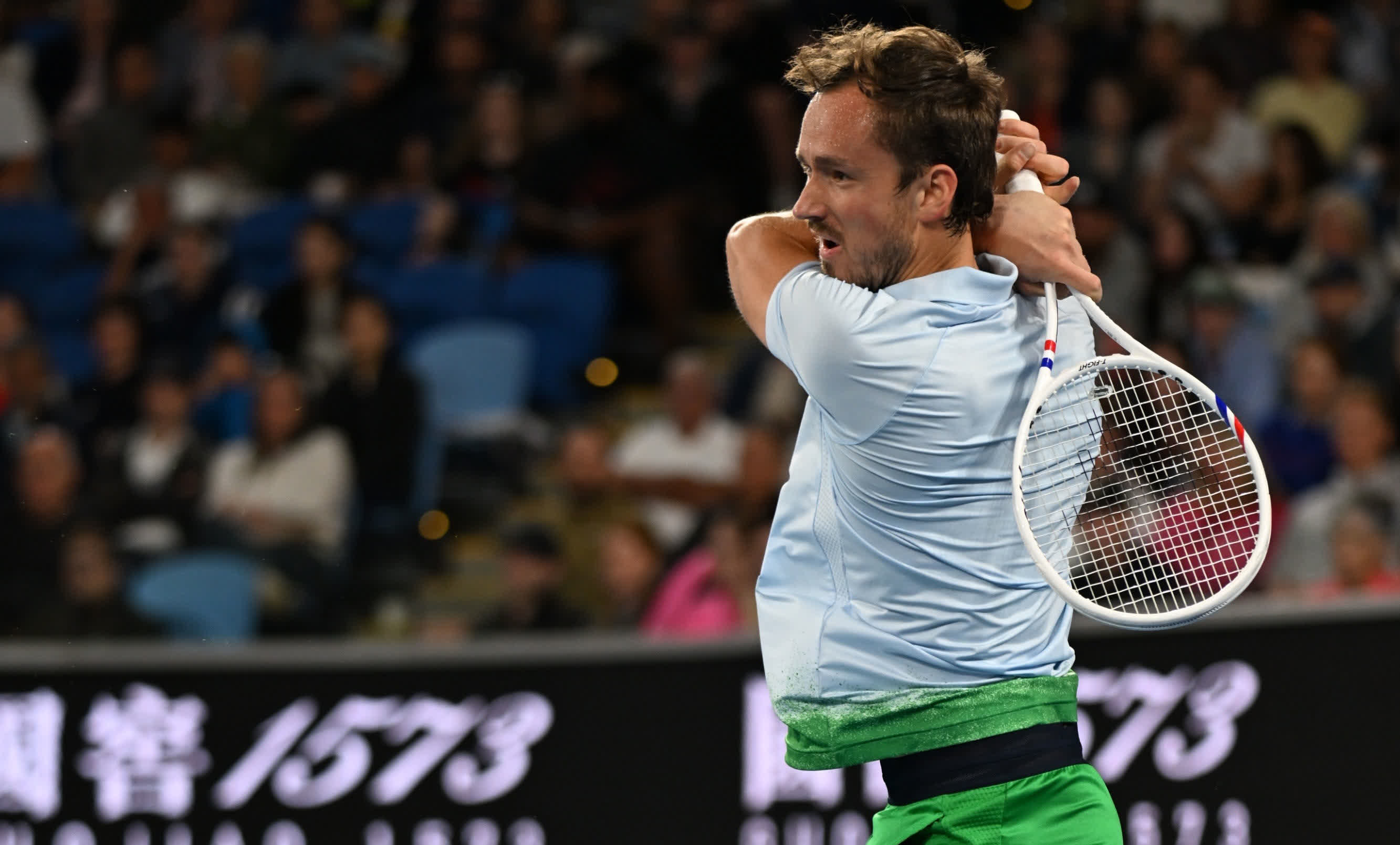 九游官网-澳网碾压法网，梅德韦杰夫扛起全队的简单介绍