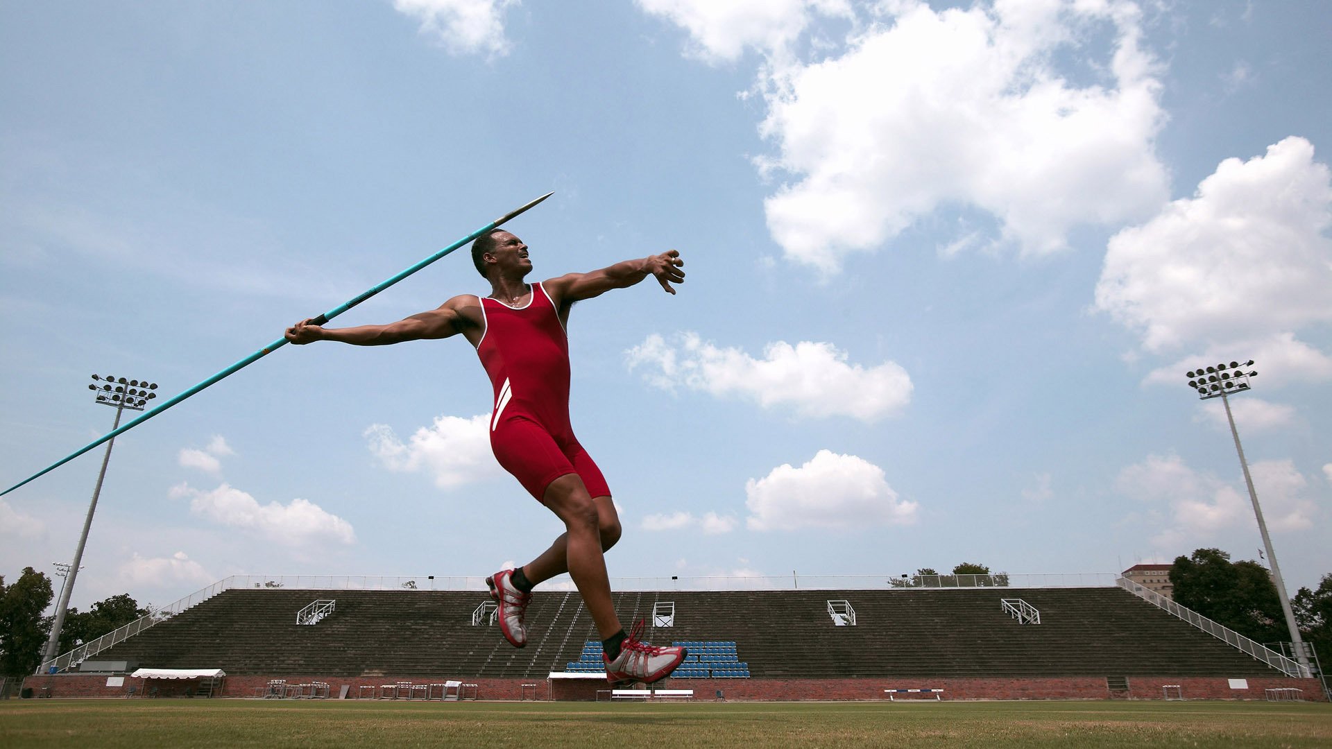 锁链与尖刀,浙江队窒息式防守与霍勒迪的关键撕裂