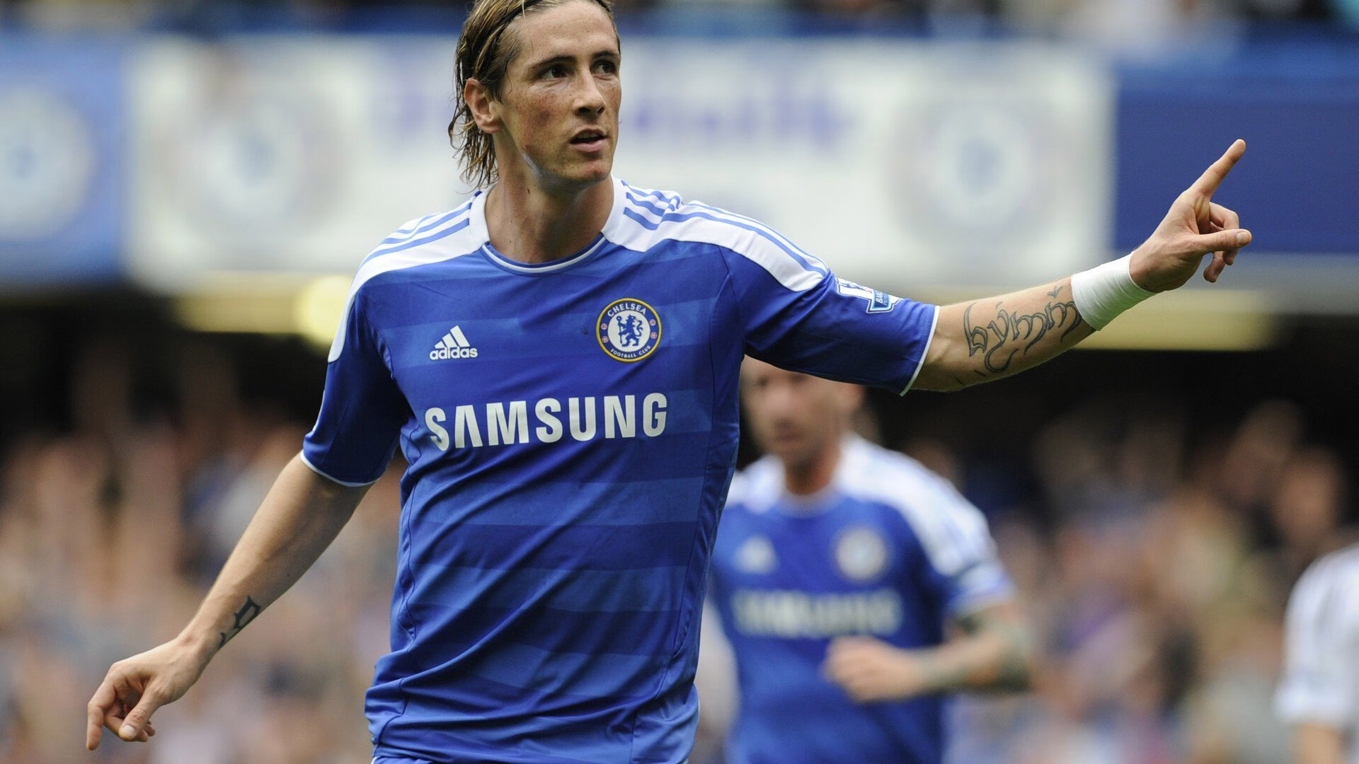 阿森纳横扫英格兰,布鲁诺一记惊世弧线,点亮的不止是记分牌